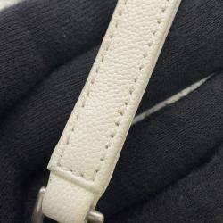 مملوكة مسبقًا Chanel Boy Chanel Chain Shoulder Bag White Caviar Leather