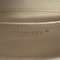 مملوكة مسبقًا Chanel Boy Chanel Chain Shoulder Bag White Caviar Leather