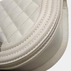 مملوكة مسبقًا Chanel Boy Chanel Chain Shoulder Bag White Caviar Leather