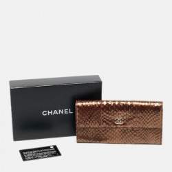 مملوكة مسبقًا Chanel CC Brown Python Continental Wallet