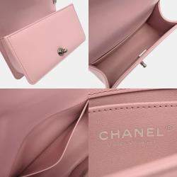 Pre Owned حقيبة شانيل بوي شانيل يد صغيرة ٢٠ سم جلد كافيار وردي حقيبة كتف