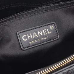 مملوكة مسبقًا حقيبة شانيل جراندي شوبينج جلد عجل سوداء GST ماتلاسليه