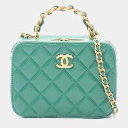 Pre Owned Chanel Matelasse Shoulder Bag Lambskin Leather Green
