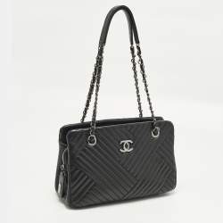 Pre Owned حقيبة شانيل جلد شيفرون أسود كروس للكتف