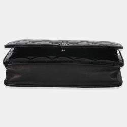 Pre Owned Chanel Black Quilted Patent Classic Wallet On Chain