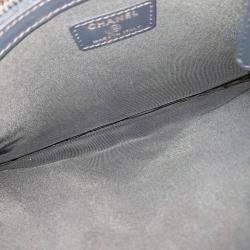 Pre Owned Chanel Navy Blue Leather Caviar Boy Clutch New Medium