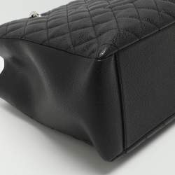 مملوكة مسبقًا حقيبة شانيل جلد كافيار مبطن أزرق GST توت