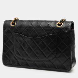 Pre Owned حقيبة فلاب شانيل جلد الخراف كلاسيك مزدوجة سوداء متوسطة الحجم