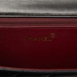 مملوكة مسبقًا Chanel Black Medium CC Quilted Lambskin Single Flap