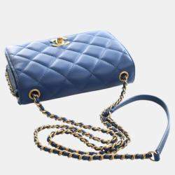 Pre Owned حقيبة شانيل صغيرة جلد عجل مبطن زرقاء كل يوم أنيقة غطاء