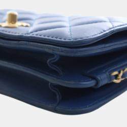 Pre Owned حقيبة شانيل صغيرة جلد عجل مبطن زرقاء كل يوم أنيقة غطاء