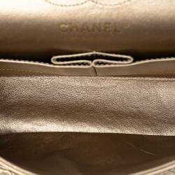 مملوكة مسبقًا حقيبة بخطاف مزدوج شانيل كلاسيك معدني لاميه مجوهرات سلسلة ذهبية صغيرة