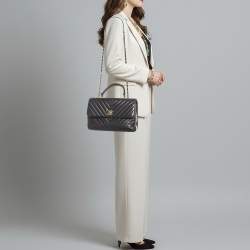 مملوكة مسبقًا Chanel Trendy CC Medium Black Chevron Leather Top Handle Bag