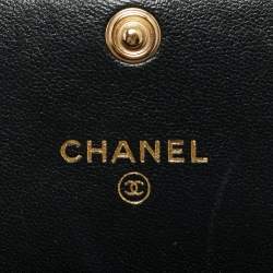 مملوكة مسبقًا محفظة شانيل 19 سلسلة على محفظة جلد مبطن أسود