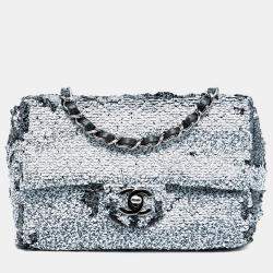 مملوكة مسبقًا Chanel Black White CC Printed Sequin Single Flap
