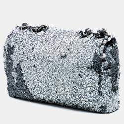 مملوكة مسبقًا Chanel Black White CC Printed Sequin Single Flap