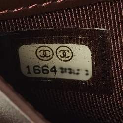 مملوكة مسبقًا محفظة شانيل أل ين جلد أسود مبطن