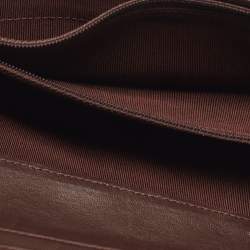 مملوكة مسبقًا محفظة شانيل أل ين جلد أسود مبطن