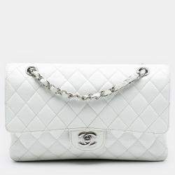 Pre Owned حقي بة شانيل كلاسيك كافيار متوسطة بيضاء بقلاّب مزدوج