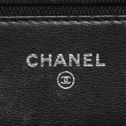 مملوكة مسبقًا Chanel WOC Black Camellia Embossed Leather Clutch Bag