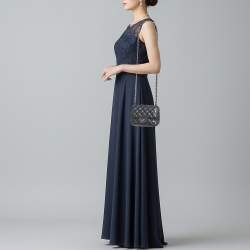 Pre Owned حقيبة شانيل ميني كلاسيك جلد كافيار أحمر مبطن مربعة بقلاب