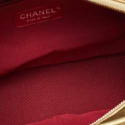 مملوكة مسبقًا Chanel Gabrielle Large Metallic Gold Quilted Leather Shoulder Bag