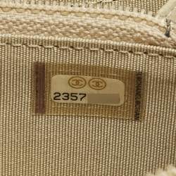 مملوكة مسبقًا Chanel Boy Gold Quilted Leather Zip Coin Purse