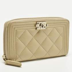 مملوكة مسبقًا Chanel Boy Gold Quilted Leather Zip Coin Purse