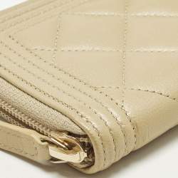 مملوكة مسبقًا Chanel Boy Gold Quilted Leather Zip Coin Purse