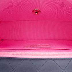 مملوكة مسبقًا حقيبة كتف شانيل قطن سوداء وردية صغيرة مستطيلة كلاسيكية غطاء واحد متعدد الألوان