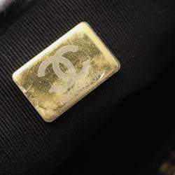 مملوكة مسبقًا حقيبة شانيل كتف ماتيلسي جلد خروف أسود