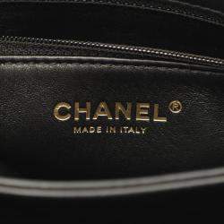 مملوكة مسبقًا Chanel Chanel19 Shoulder Bag Lambskin Leather Black