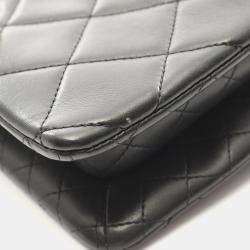 مملوكة مسبقًا Chanel Chanel19 Shoulder Bag Lambskin Leather Black