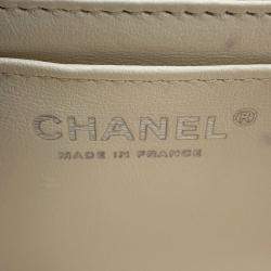 Pre Owned حقيبة شامية بيضاء سوداء تويد كوكو مارك صغيرة بسلسلة كتف