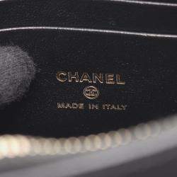 Pre Owned حقيبة كتف شانيل ماتالاسيه من جلد الحمل باللونين الأسود والأبيض