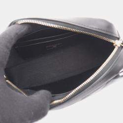 Pre Owned حقيبة كتف شانيل ماتالاسيه من جلد الحمل باللونين الأسود والأبيض