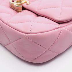 Pre Owned حقيبة كتف شانيل ماتلاسي صغيرة جلد وردي