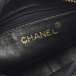 مملوكة مسبقًا حقيبة كتف شانيل ماتلاسيه جلد حملان أسود