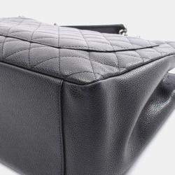 مملوكة مسبقًا Chanel Matelasse Grand Shopping Gst Tote Bag In Calfskin Leather Black