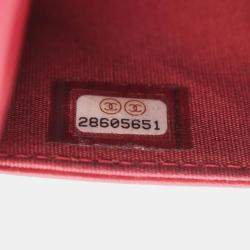 مملوكة مسبقًا Chanel Boy Chanel Shoulder Bag In Grained Calfskin Caviar Red