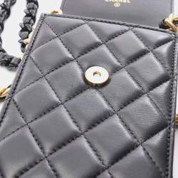 مملوكة مسبقًا Chanel Matelasse Shoulder Bag Leather Black