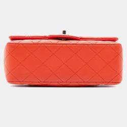 Pre Owned حقيبة شانيل مستطيلة صغيرة كلاسيكية جلد خروف برتقالي رفرف واحد