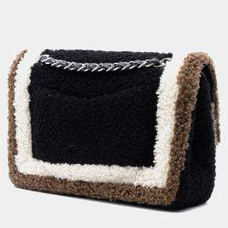 Pre Owned شنيل كلاسيك متوسطة ثلاثية الألوان شيرلينج بجيب مزدوجة سوداء