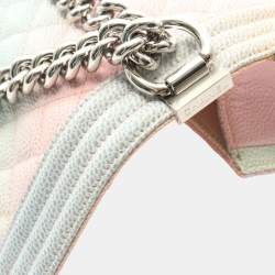 Pre Owned حقيبة كتف شانيل بوي شانيل صغيرة جلد عجل محبب كافيار وردي متعدد الألوان