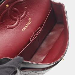 مملوكة مسبقًا حقيبة كتف شانيل ماتيلسي مزدوجة للكتف من جلد الخروف سوداء