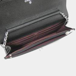 مملوكة مسبقًا Chanel Black Leather Chain Wallet