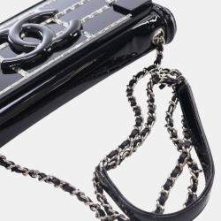 مملوكة مسبقًا حقيبة شانيل بلاك لامع كريستال أكريليك زخرفي فلاب أفقي بوي بريك