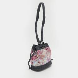 مملوكة مسبقًا Chanel Blue Multicolor Denim and Sequins Drawstring Bucket Bag
