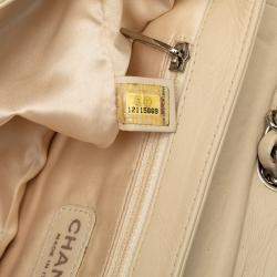 مملوكة مسبقًا حقيبة شانيل بيج وأسود كنزة جلدية مبطنة مسنة شرقية/غربية بغطاء