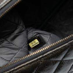 مملوكة مسبقًا حقيبة كلاتش شانيل أو كيس باتنت مطوية كبيرة